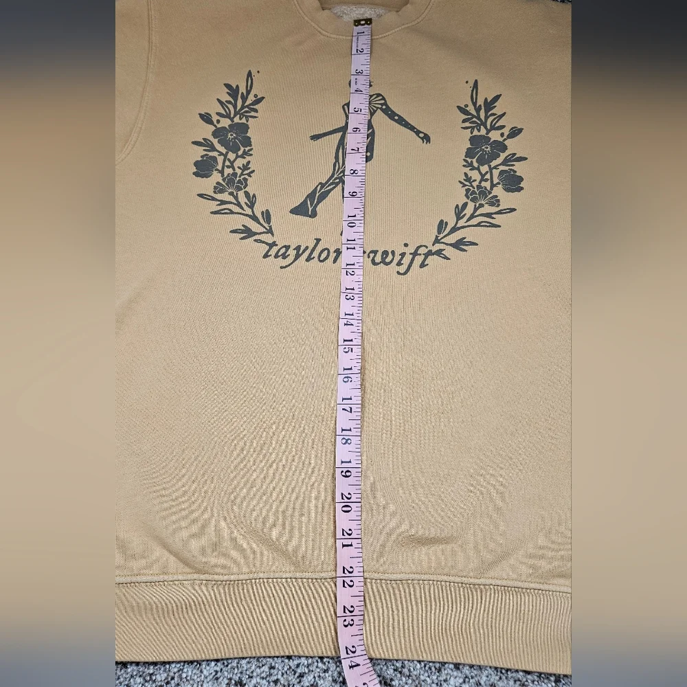 Taylor Swift Folklore Era Still On That Tightrope Crewneck Yellow Size L - Picture 7 of 8